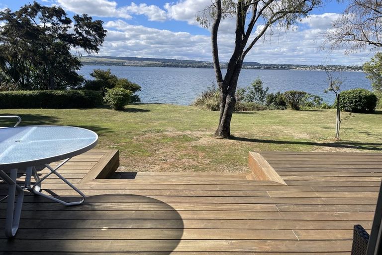 Photo of property in 18 Oregon Drive, Rainbow Point, Taupo, 3330