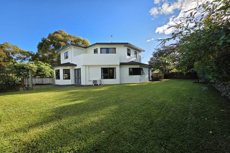 Photo of property in 69 Joseph Banks Drive, Whitby, Porirua, 5024