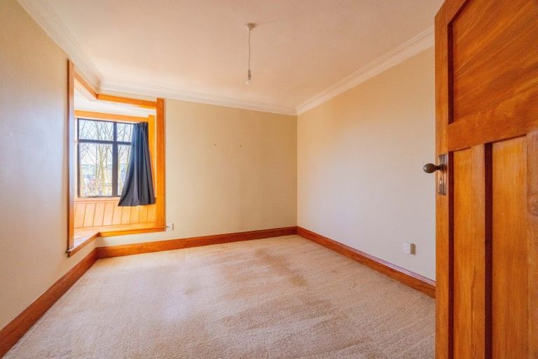 Photo of property in 1 Kitchener Street, Waipukurau, 4200