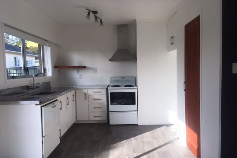 Photo of property in 2/57 Mcintyre Road, Mangere Bridge, Auckland, 2022