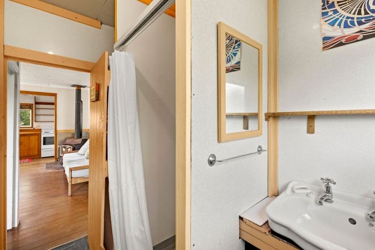 Photo of property in 22 Pakawau Bush Road, Pakawau, Collingwood, 7073