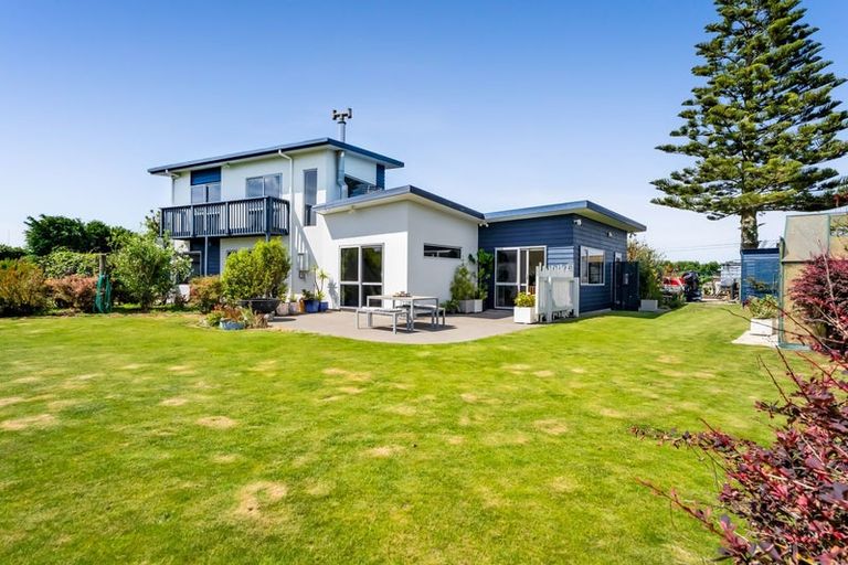 Photo of property in 475 Manawapou Road, Hawera, 4672