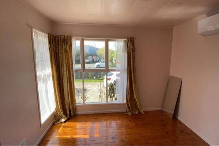 Photo of property in 184 Buckland Road, Mangere East, Auckland, 2024