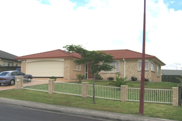 Photo of property in 8 Jadewynn Drive, Massey, Auckland, 0614