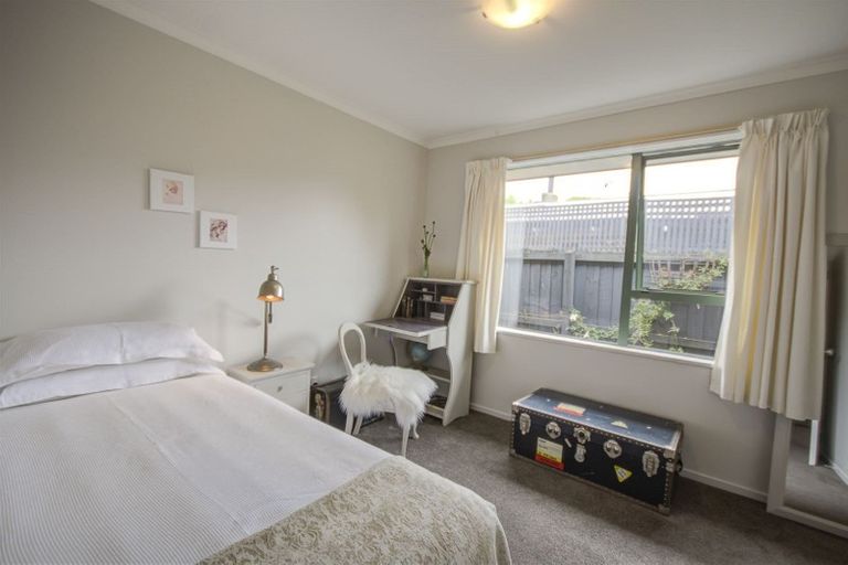 Photo of property in 7 Mckenzie Place, Waikuku Beach, 7402