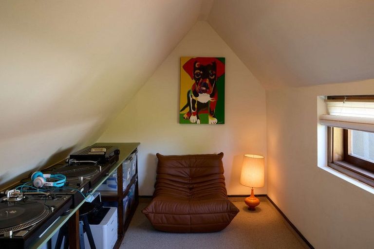 Photo of property in 5a Saint Winifreds Place, Bryndwr, Christchurch, 8052