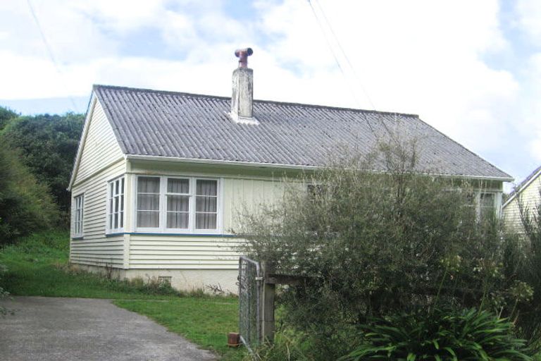 Photo of property in 8 Victory Avenue, Karori, Wellington, 6012