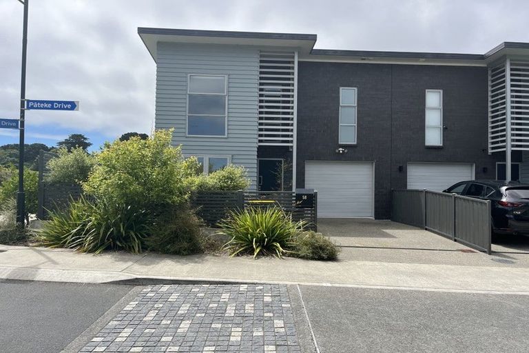 Photo of property in 58 Pateke Drive, Kenepuru, Porirua, 5022