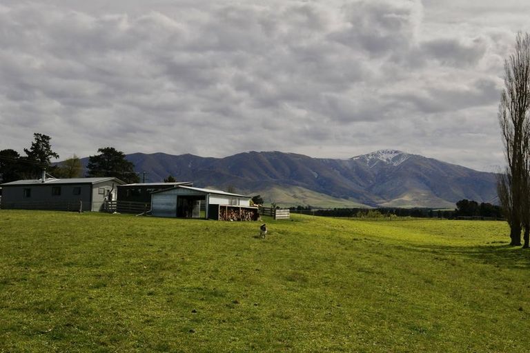 Photo of property in 197 Corrigalls Road, Hakataramea Valley, 9498