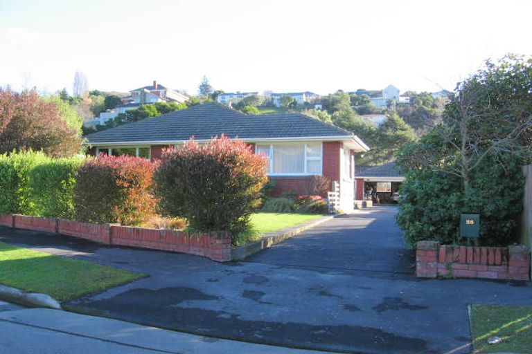 Photo of property in 28 Glamis Place, Cashmere, Christchurch, 8022