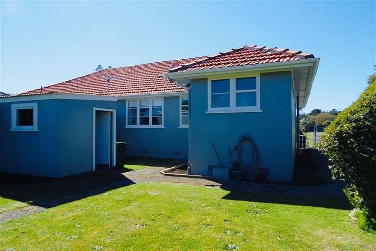 Photo of property in 68a Brooklands Road, Brooklands, New Plymouth, 4310
