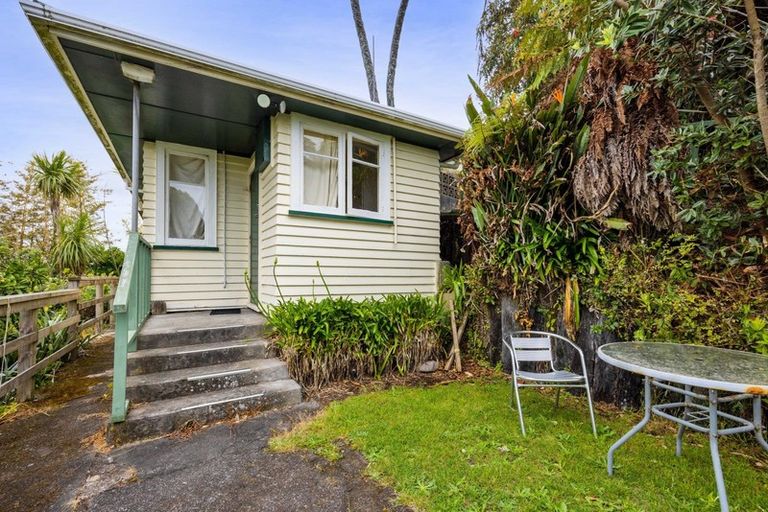 Photo of property in 46 Browne Street, Waitara, 4320