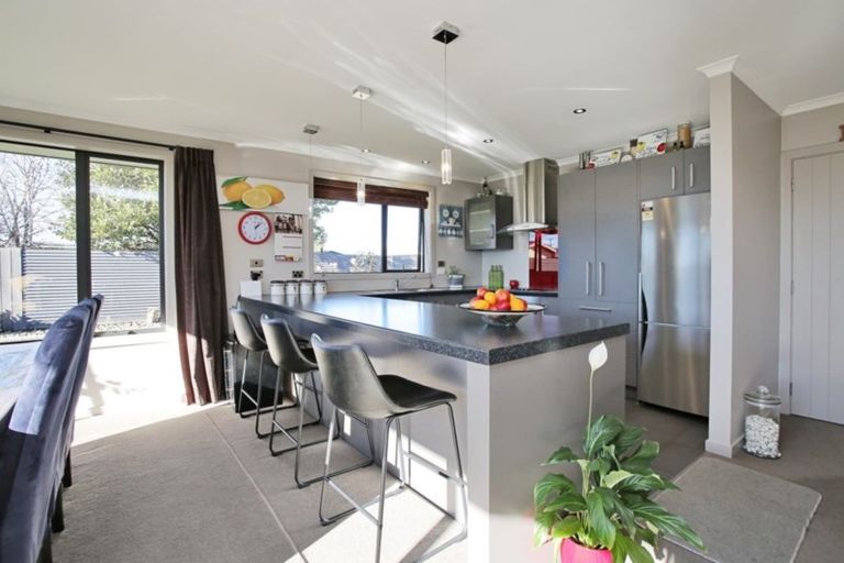 Photo of property in 38 Kirkbride Street, Wallacetown, 9816