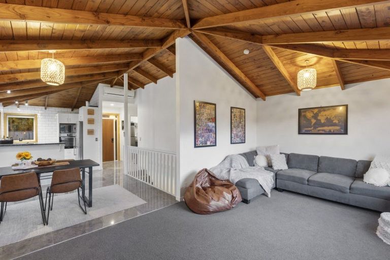 Photo of property in 132 Hinewa Road, Otumoetai, Tauranga, 3110