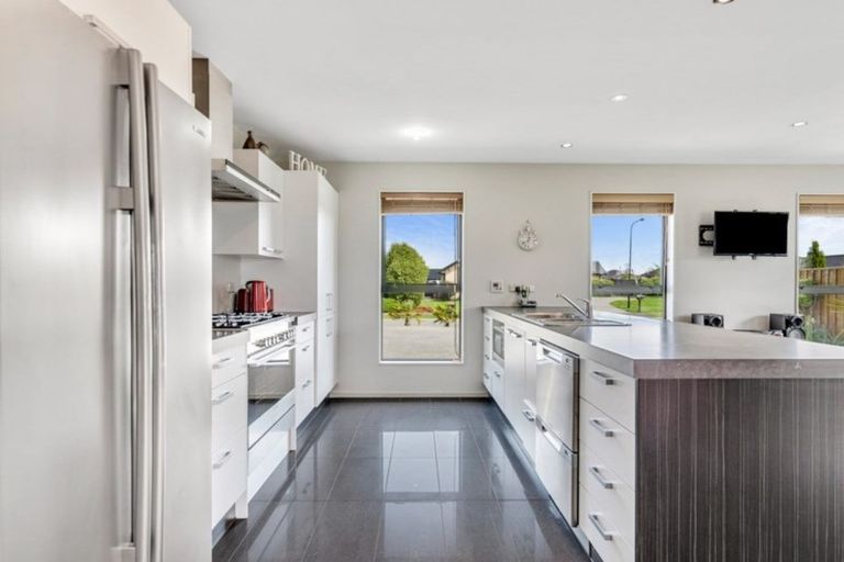 Photo of property in 24 Beaumont Drive, Rolleston, 7614