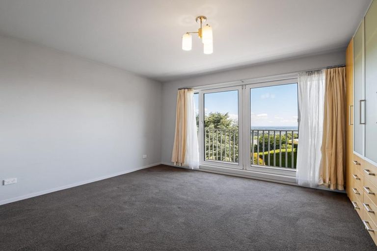 Photo of property in 160 Dyers Pass Road, Cashmere, Christchurch, 8022