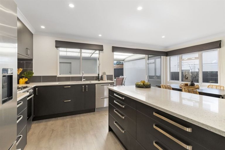 Photo of property in 411 Devonport Road, Tauranga South, Tauranga, 3112