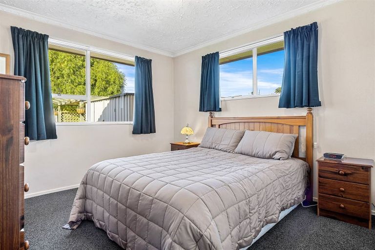 Photo of property in 18a Cintra Place, Casebrook, Christchurch, 8051