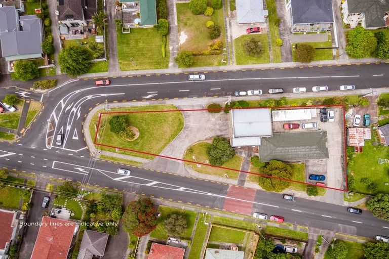 Photo of property in 19 Knights Road, Rothesay Bay, Auckland, 0630