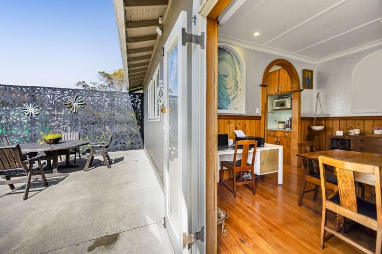 Photo of property in 107-109 Ihaia Road, Opunake, 4616