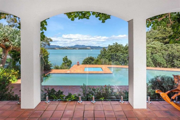 Photo of property in 835 Wyuna Bay Road, Wyuna Bay, Coromandel, 3581