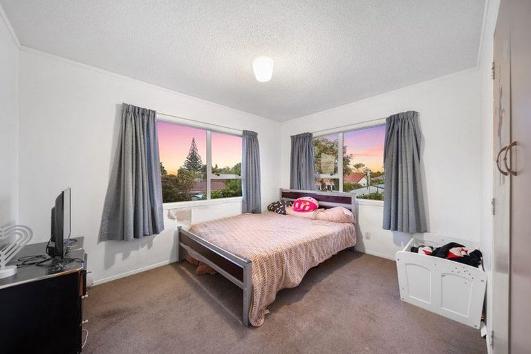 Photo of property in 13 Huber Street, Weymouth, Auckland, 2103