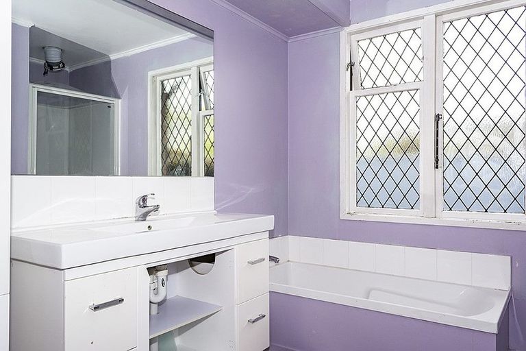 Photo of property in 26 Tokomaru Street, Welbourn, New Plymouth, 4312