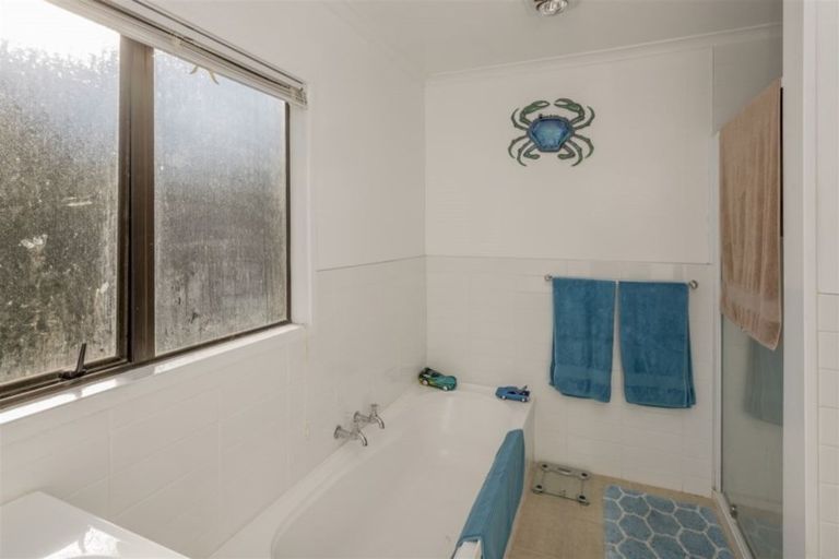 Photo of property in 21 Read Street, Levin, 5510