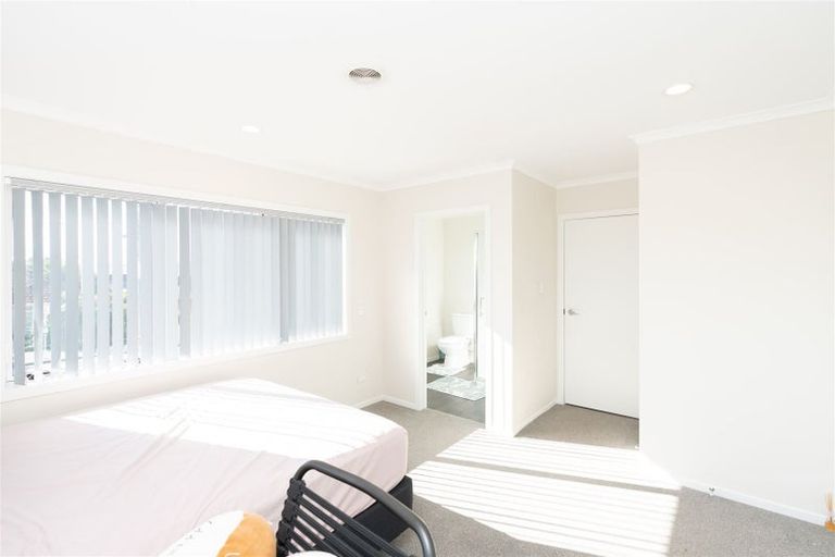 Photo of property in 1/186 Cambridge Road, Hillcrest, Hamilton, 3216