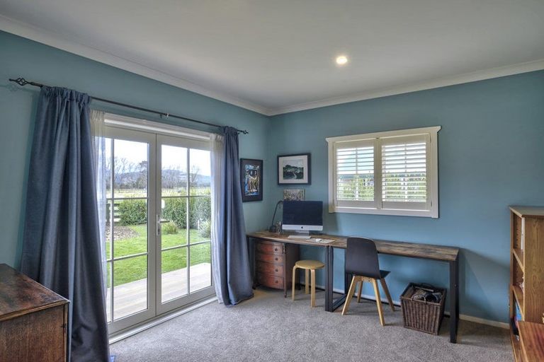 Photo of property in 112b Kent Street, Carterton, 5713