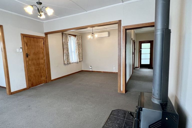 Photo of property in 194 Ross Street, Grasmere, Invercargill, 9810