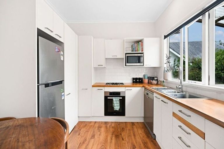 Photo of property in 16a Brooklyn Road, Claudelands, Hamilton, 3214