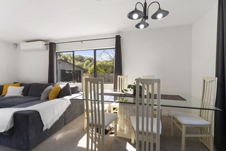 Photo of property in 15 Spackman Crescent, Paraparaumu, 5032