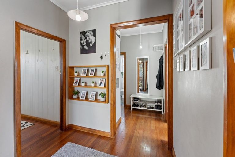 Photo of property in 43 Aotaki Street, Otaki, 5512