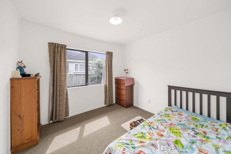 Photo of property in 1 Glen Terrace, Te Puke, 3119