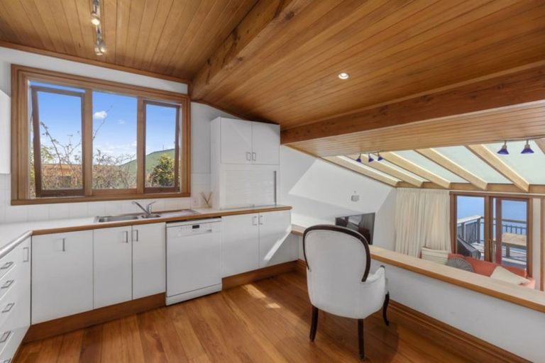 Photo of property in 64 Ferry Road, Days Bay, Lower Hutt, 5013