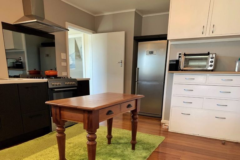 Photo of property in 17 Springbank Street, Bryndwr, Christchurch, 8053