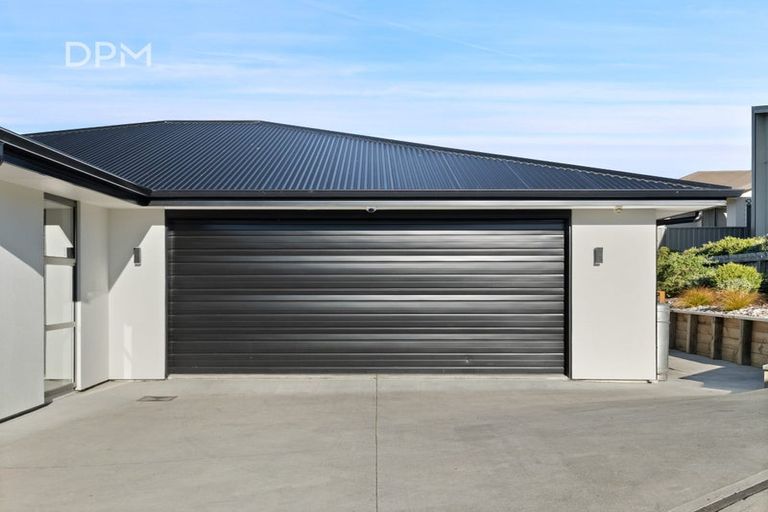 Photo of property in 41 Grandvista Drive, Green Island, Dunedin, 9018