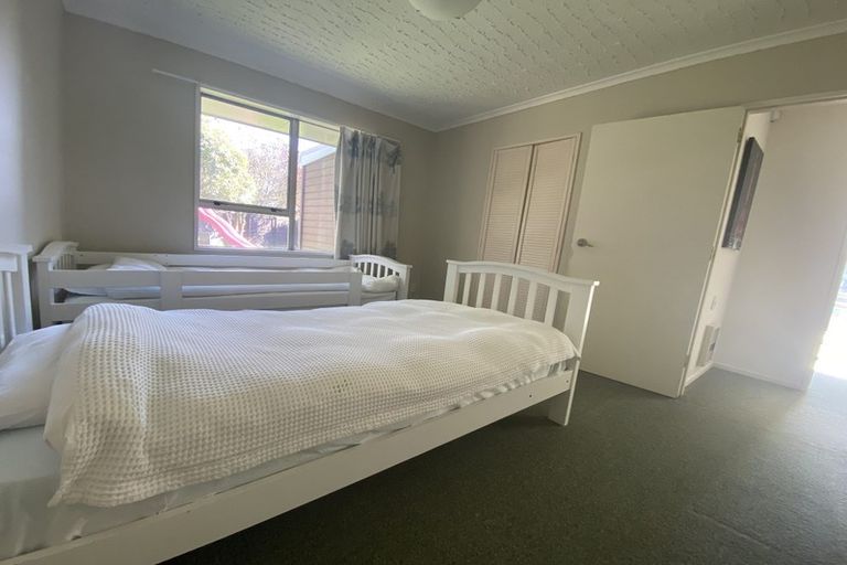 Photo of property in 8 Gibbs Place, Halswell, Christchurch, 8025