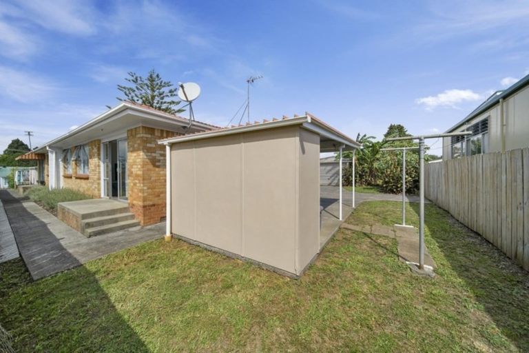 Photo of property in 2/6 Cornwall Road, Papatoetoe, Auckland, 2025