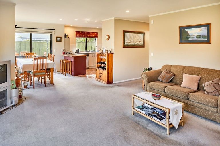 Photo of property in 85a Pohutukawa Street, Woburn, Lower Hutt, 5011