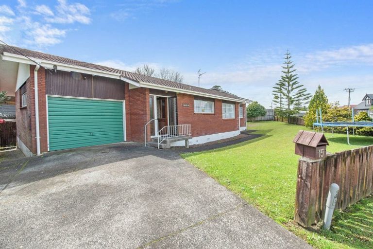 Photo of property in 15 Law Street, Torbay, Auckland, 0630