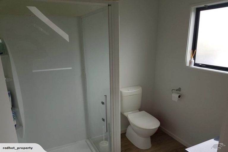 Photo of property in 1 Ridley Green, Churton Park, Wellington, 6037