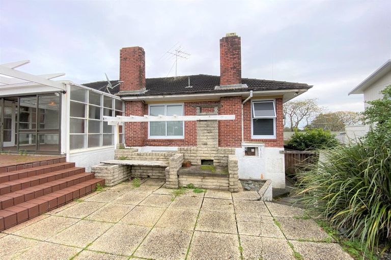 Photo of property in 107 Seddon Street, Pukekohe, 2120