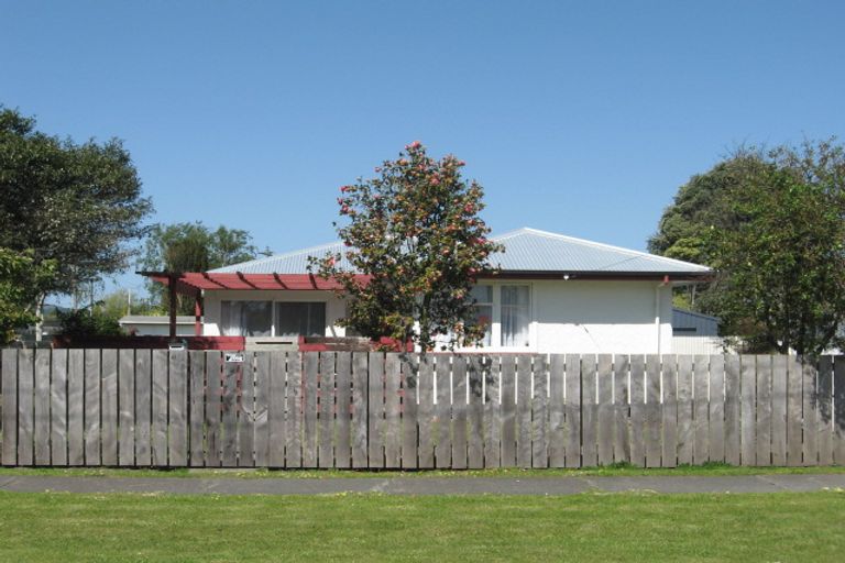 Photo of property in 41 Muir Street, Te Hapara, Gisborne, 4010