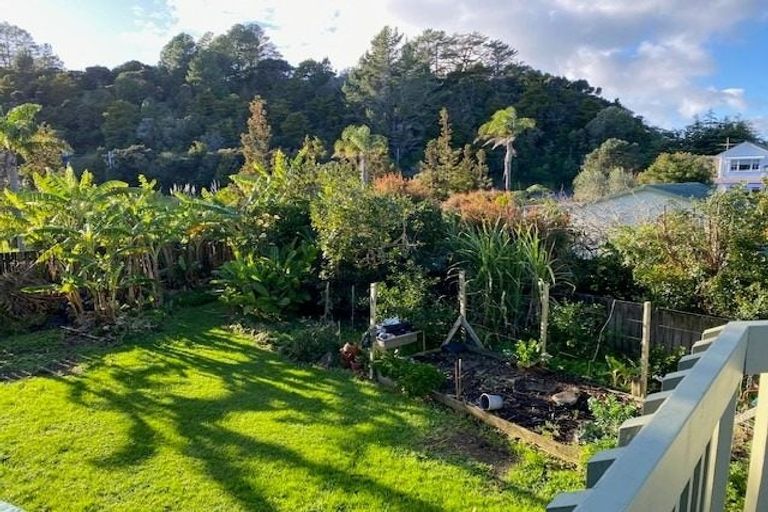 Photo of property in 10 Shoebridge Crescent, Ngunguru, Whangarei, 0173