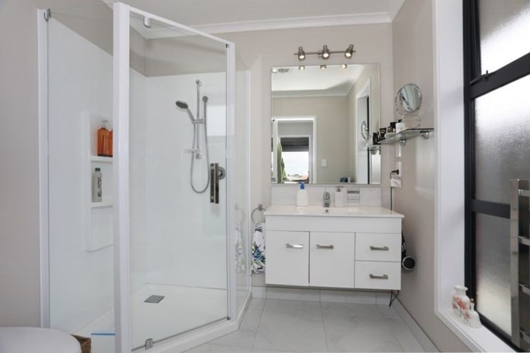 Photo of property in 8 Macdonald Heights, Feilding, 4702