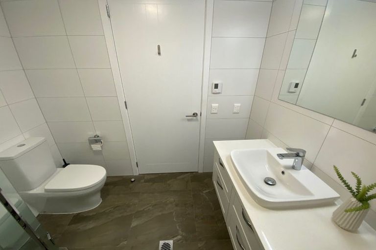 Photo of property in 172 Landmark Terrace, Orewa, 0931