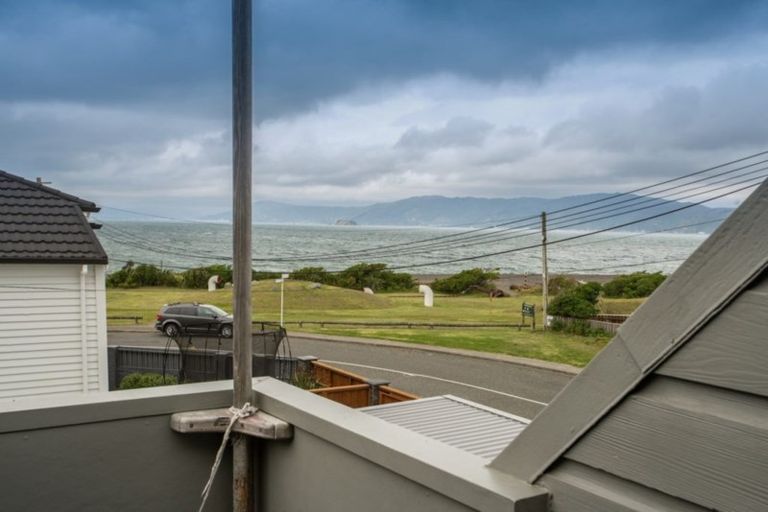 Photo of property in 4 Monro Street, Seatoun, Wellington, 6022