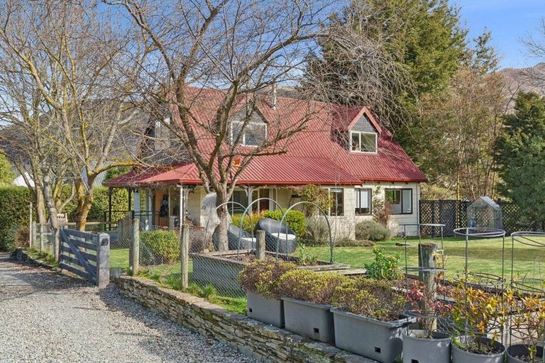 Photo of property in 188 Stone Street, Wanaka, 9305